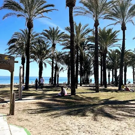 Equipado Bajondillo Playa-piscina 2hab Апартаменти