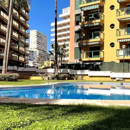 Apartamento Equipado Bajondillo Playa-piscina 2hab *