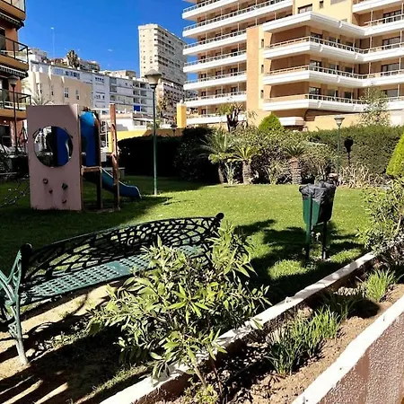Rent4 Malaga Bajondillo Playa, Piscina & Parking 아파트 토레몰리노스