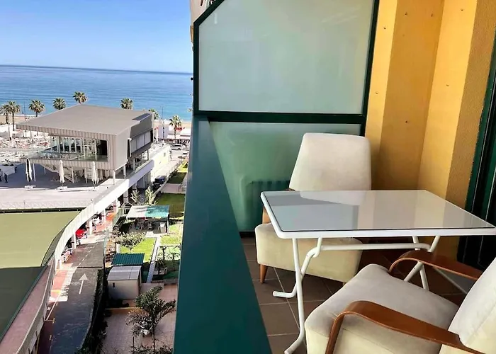 Love Rent4 Málaga Bajondillo Playa, Piscina&Parking * Torremolinos