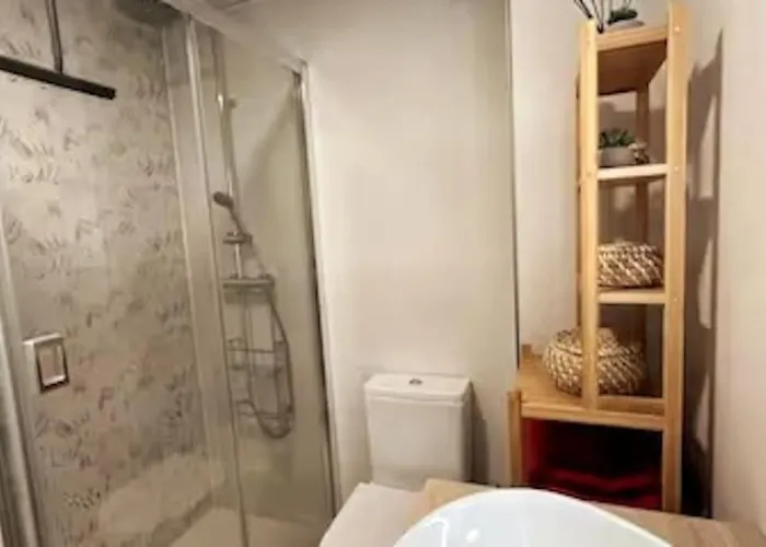 Love Rent4 Malaga Bajondillo Playa, Piscina & Parking