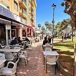 Апартаменты Rent4 Malaga Bajondillo Playa, Piscina & Parking